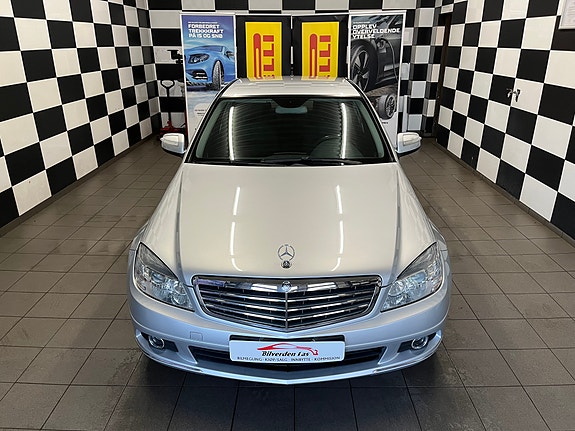 Mercedes-Benz C200 d 5 of 30