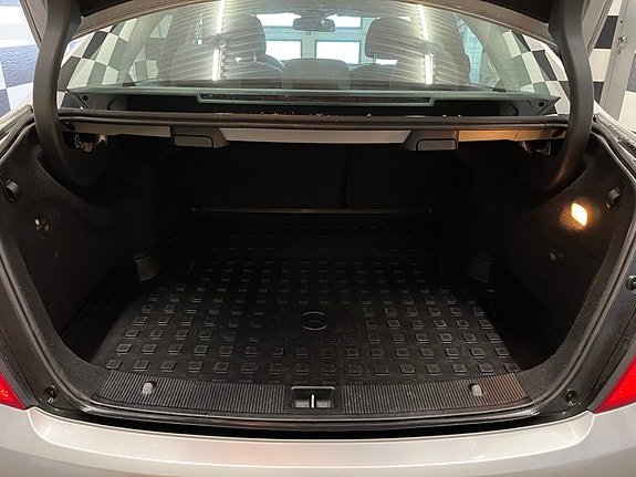 Mercedes-Benz C200 d 15 of 30