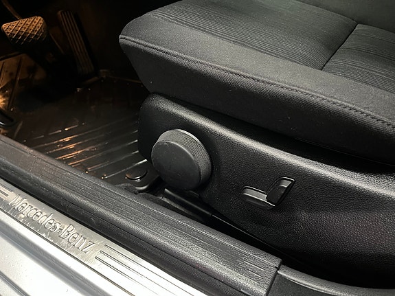 Mercedes-Benz C200 d 19 of 30