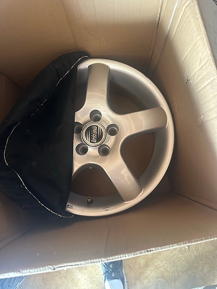 Product image 2 of 8