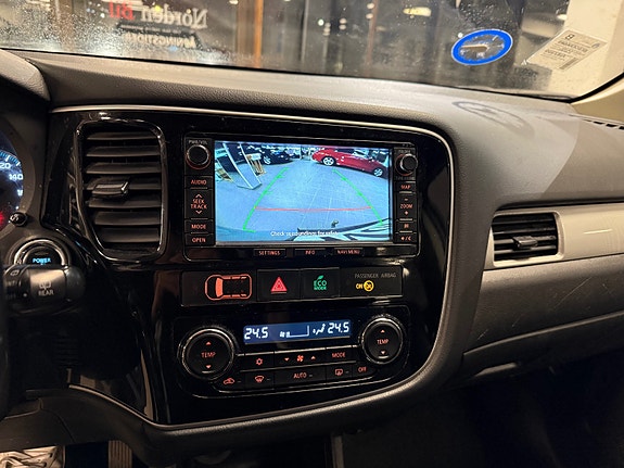 Mitsubishi Outlander 13 of 21