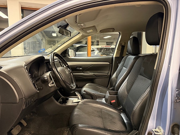 Mitsubishi Outlander 9 of 21