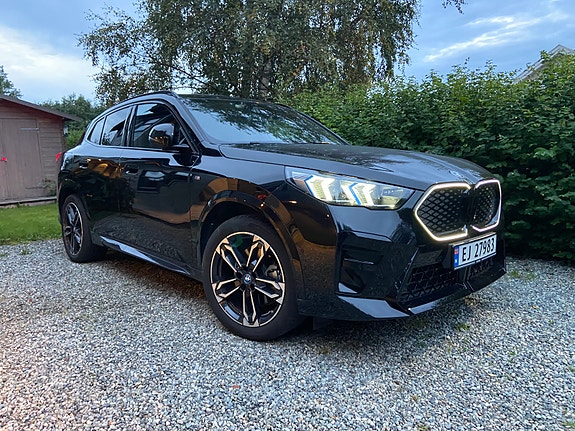 BMW iX2 17 of 17