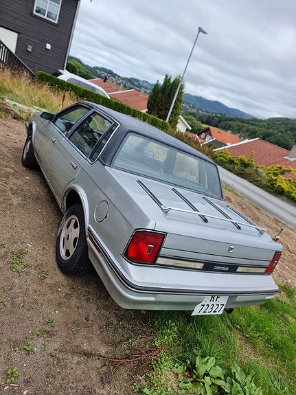 Oldsmobile Cutlass 4 of 30