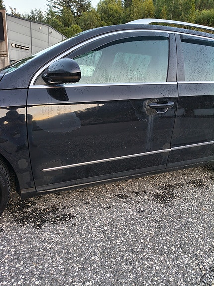 Volkswagen Passat 11 of 25