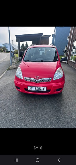 Toyota Yaris Verso 9 of 11