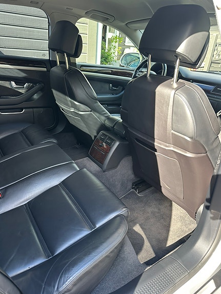 Audi A8 21 of 26