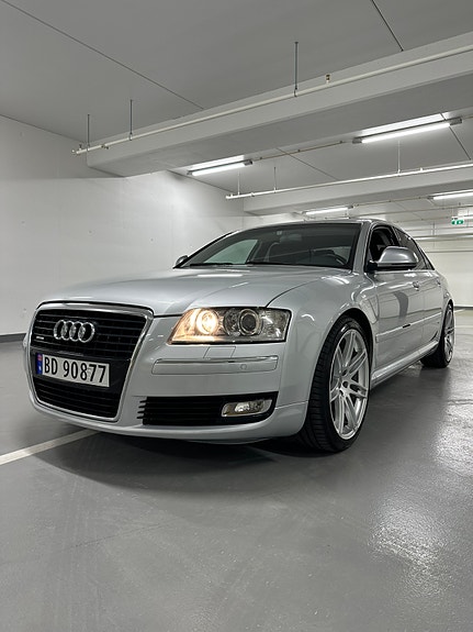 Audi A8 10 of 26