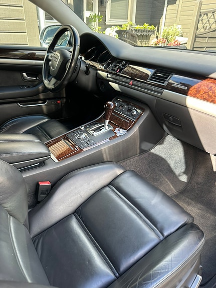Audi A8 19 of 26