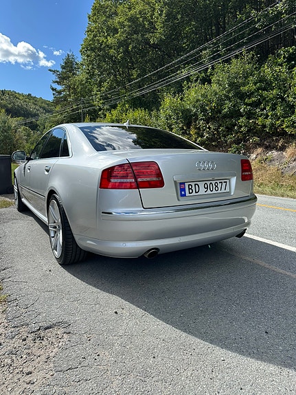 Audi A8 15 of 26