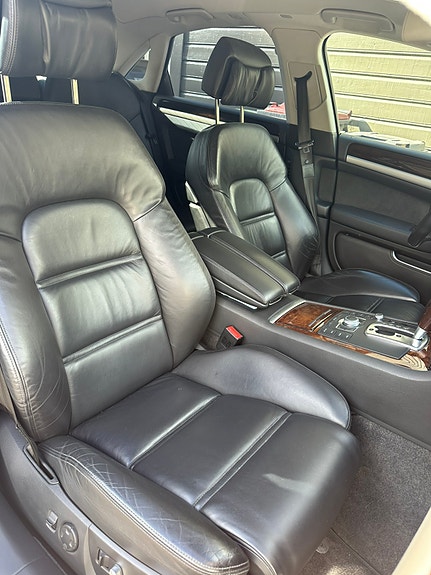 Audi A8 20 of 26