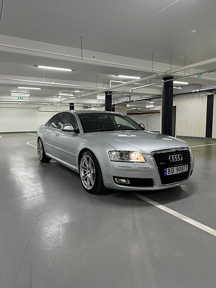 Audi A8 12 of 26