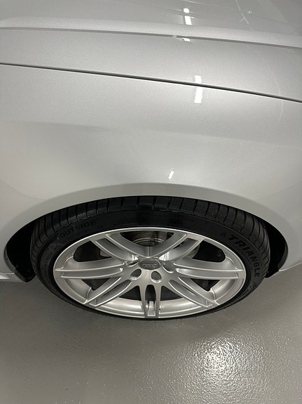 Audi A8 13 of 26