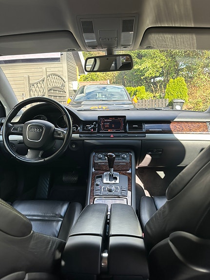 Audi A8 23 of 26
