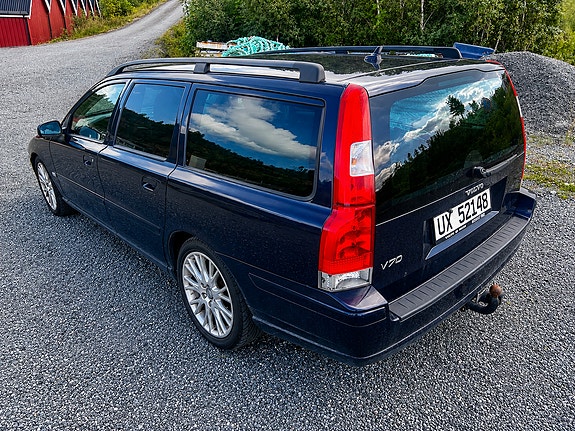 Volvo V70 4 of 10