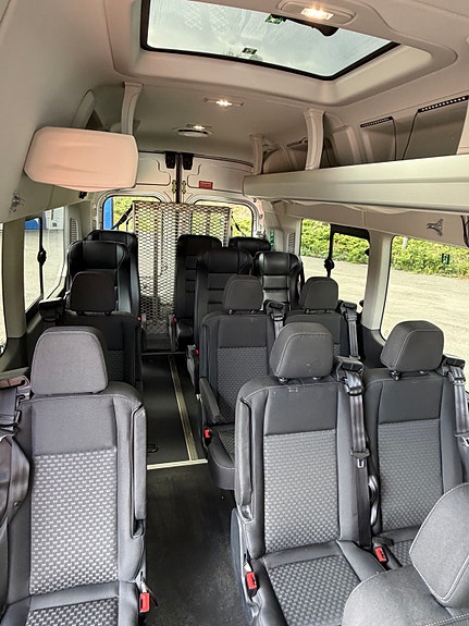 Ford Transit 16-seter, Automat, Rullestol, Xenon, 2 x varmer, El. skyvedør ++ 10 of 25
