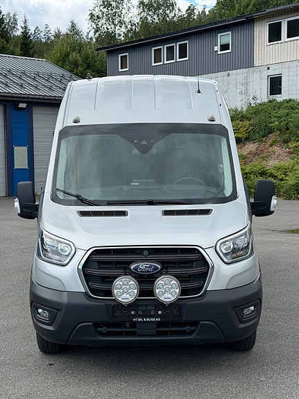 Ford Transit 16-seter, Automat, Rullestol, Xenon, 2 x varmer, El. skyvedør ++ 8 of 25