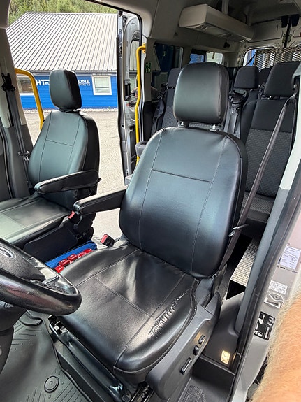 Ford Transit 16-seter, Automat, Rullestol, Xenon, 2 x varmer, El. skyvedør ++ 14 of 25