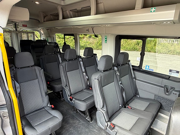 Ford Transit 16-seter, Automat, Rullestol, Xenon, 2 x varmer, El. skyvedør ++ 9 of 25