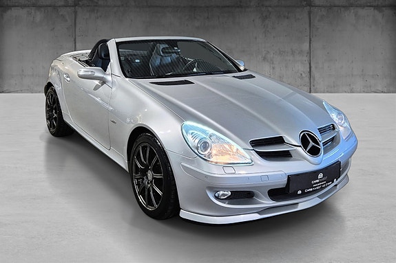 Mercedes-Benz SLK200 8 of 19