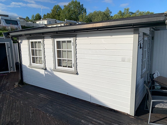 Dethleffs Camper med spikkertelt 19 of 27