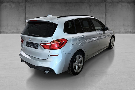 BMW 220d 7 of 23