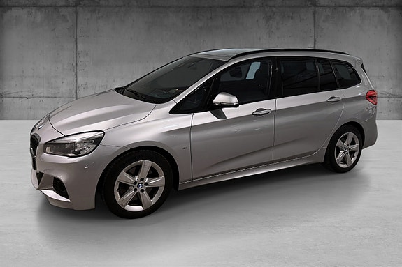 BMW 220d 2 of 23