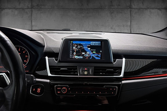 BMW 220d 22 of 23