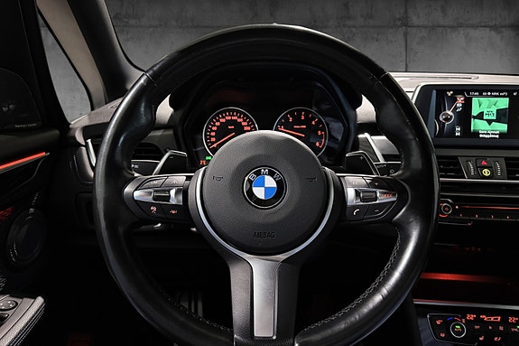 BMW 220d 18 of 23