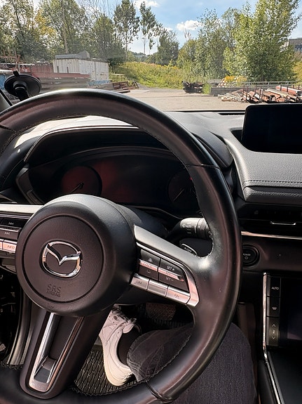 Mazda MX-30 9 of 30