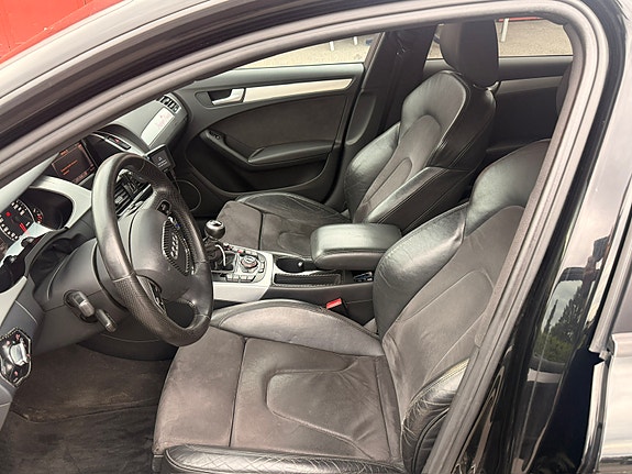 Audi A4 11 of 30