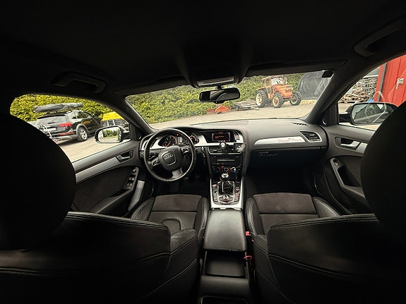 Audi A4 22 of 30