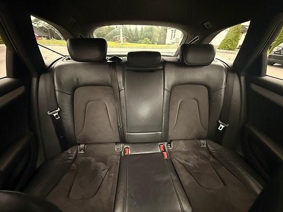 Audi A4 23 of 30
