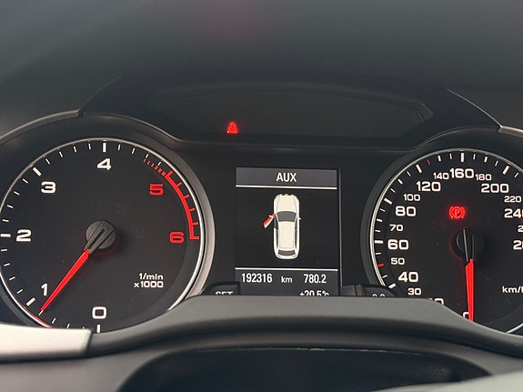 Audi A4 13 of 30