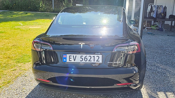 Tesla Model 3 5 of 11