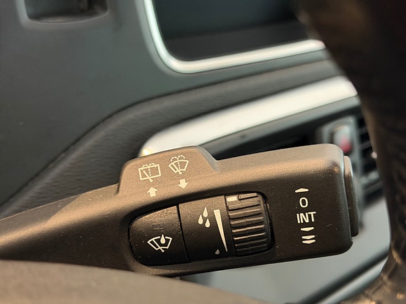 Volvo V40 18 of 27