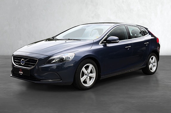 Volvo V40 3 of 27