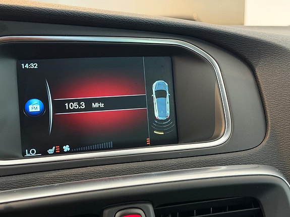 Volvo V40 27 of 27