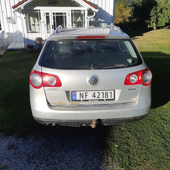 Volkswagen Passat 4 of 5