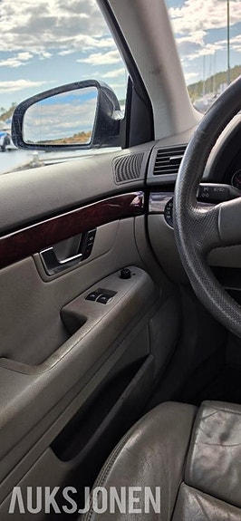 Audi A4 7 of 30