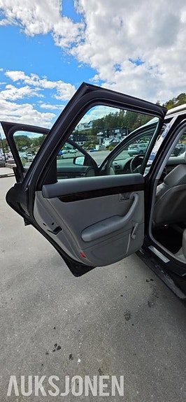 Audi A4 24 of 30