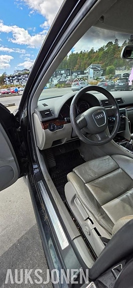 Audi A4 22 of 30