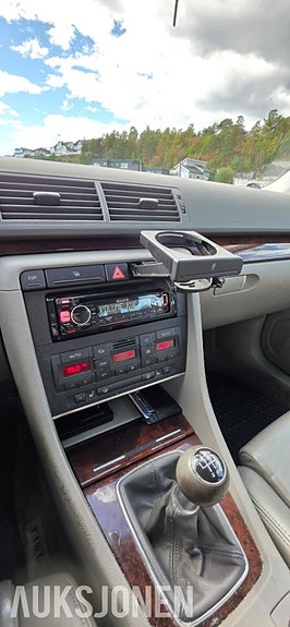 Audi A4 13 of 30