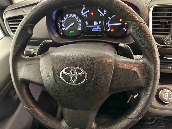 Toyota Proace 16 of 29