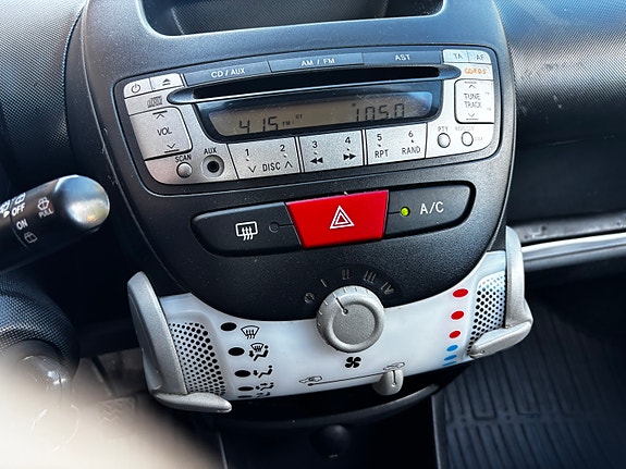 Toyota Aygo 15 of 16