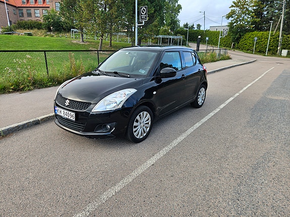 Suzuki Swift 8 of 16