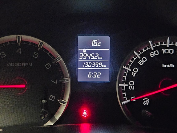Suzuki Swift 12 of 16