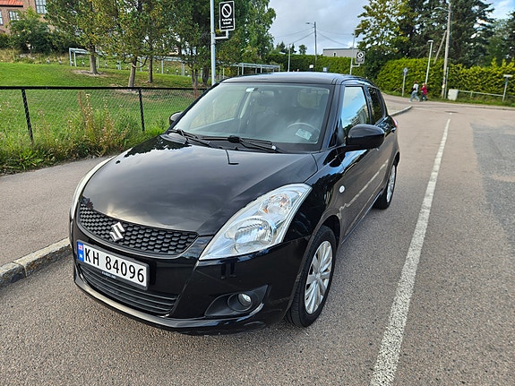 Suzuki Swift 2 of 16