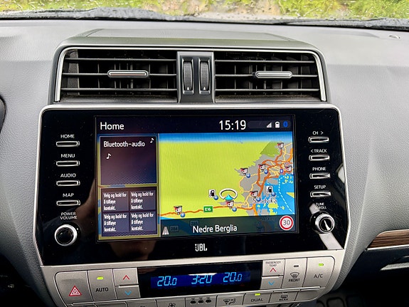 Toyota Land Cruiser 18 of 30