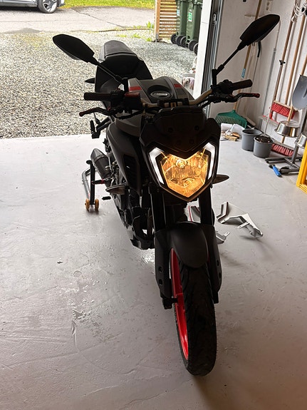 Yamaha MT-125 13 of 14